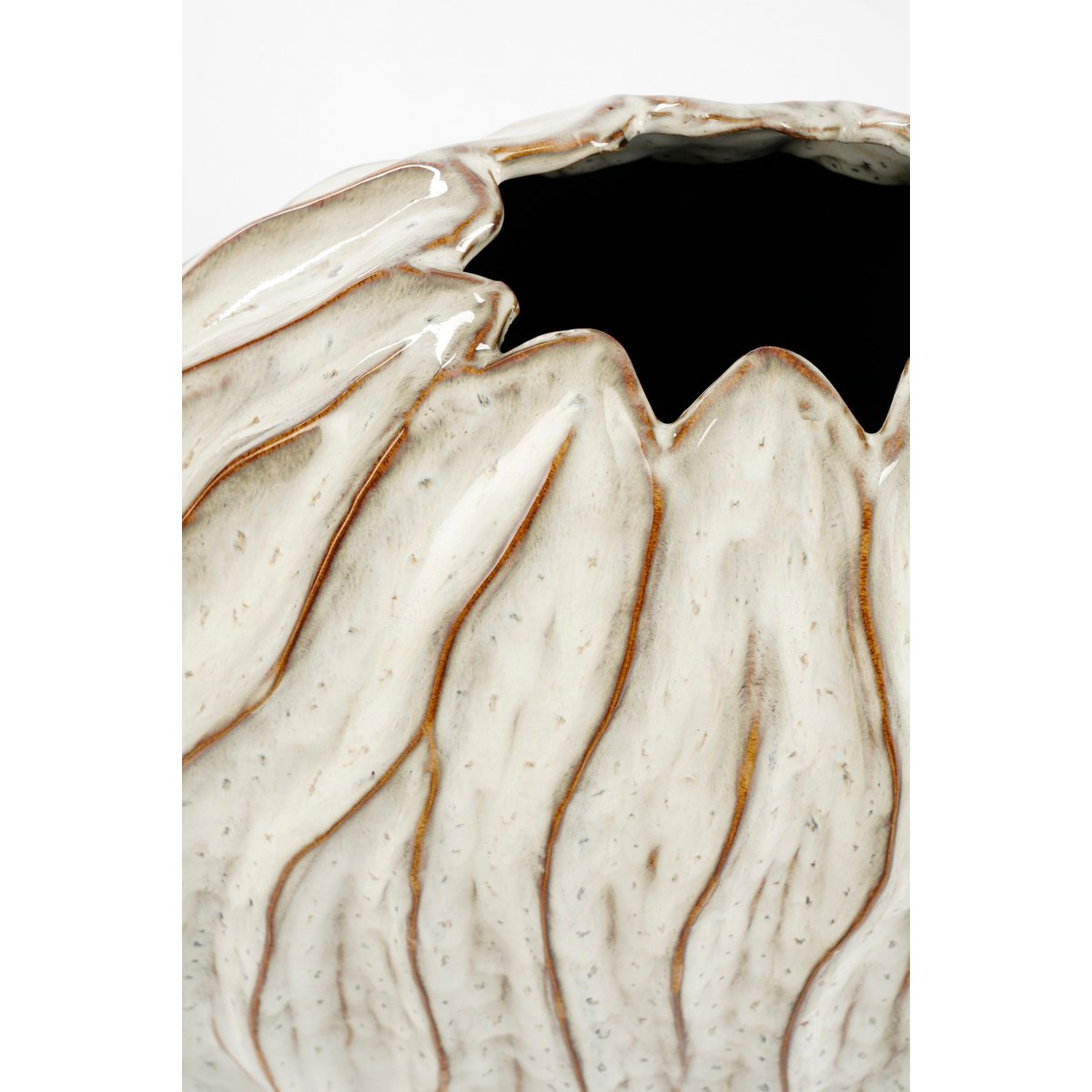 Jovi Vaas - L43 x B23 x H41 cm - Keramiek - Wit-vazen-Mica Decorations-Ik Hout ervan.