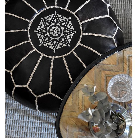 Leren poef - zwart - gevuld geleverd