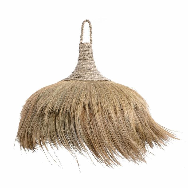 Makiki Pendant XL hanglamp van met de hand gemaakt mendong-gras, perfect voor tropische sfeer in woonkamer of overdekte ruimte.