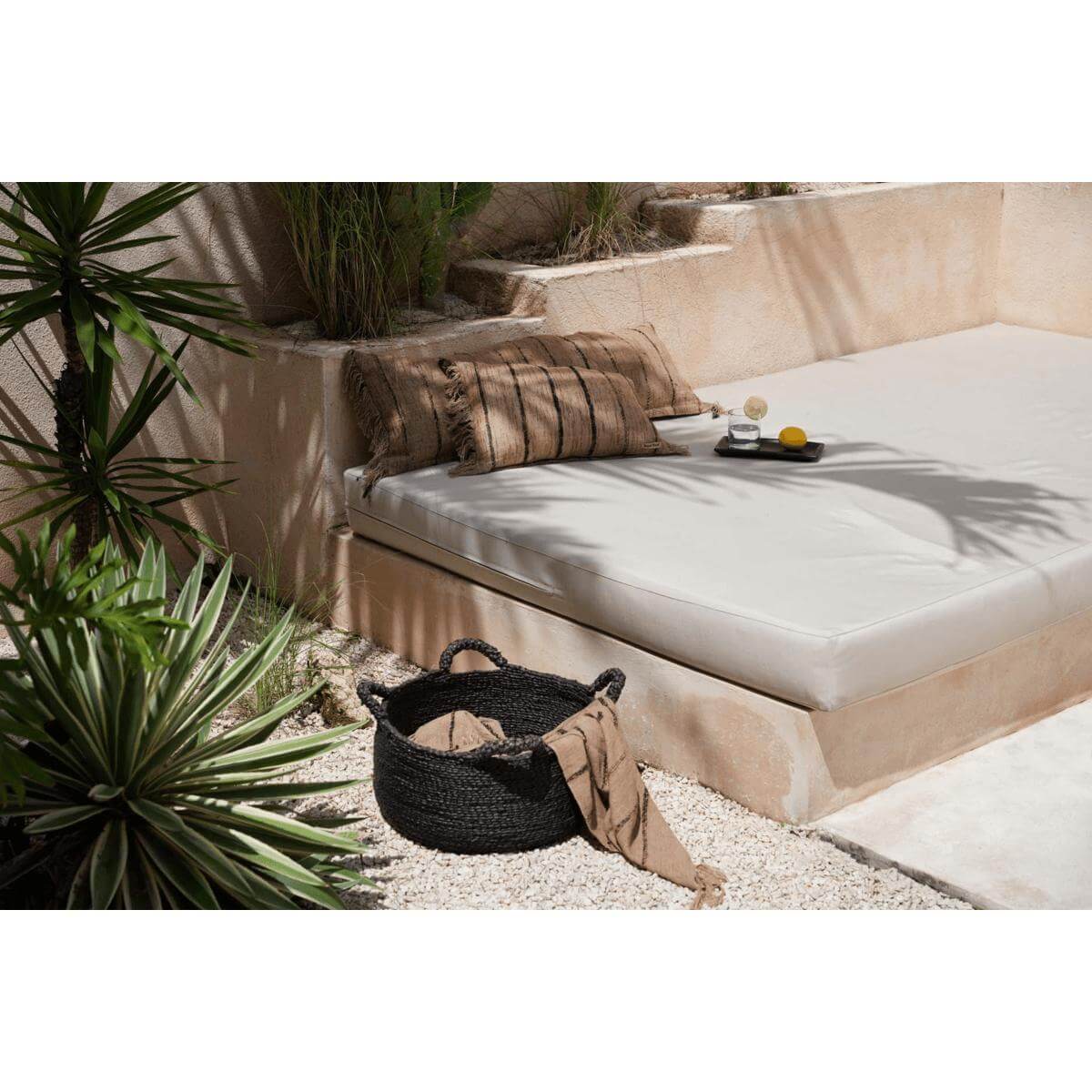 The Oh My Gee Kussenhoes - Beige Zwart - 30x50-Bazar Bizar Living-Ik Hout ervan.