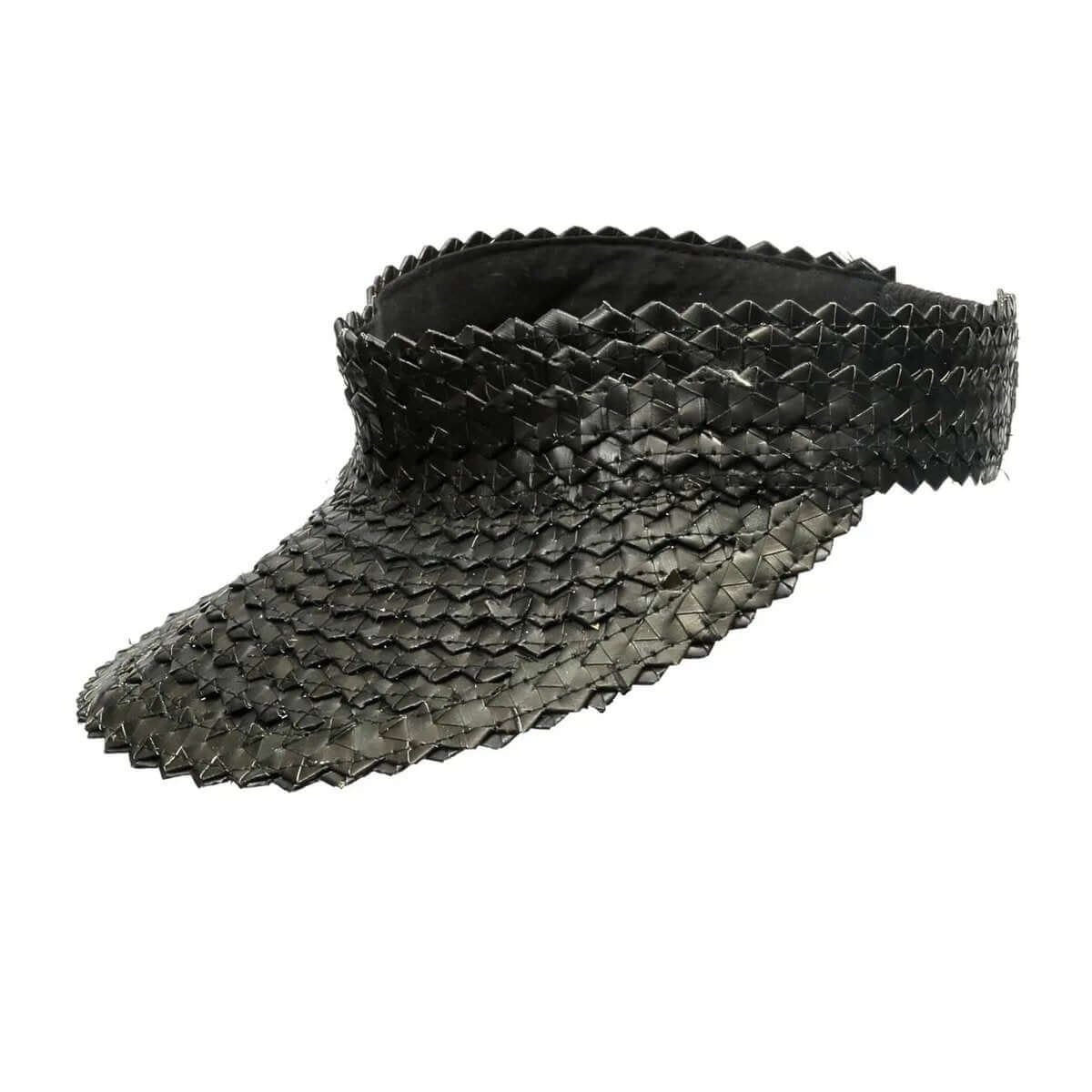 Bohemian black Balinese sunshade woven from bamboo, perfect for spring and summer protection. Bazar Bizar Living accessory.