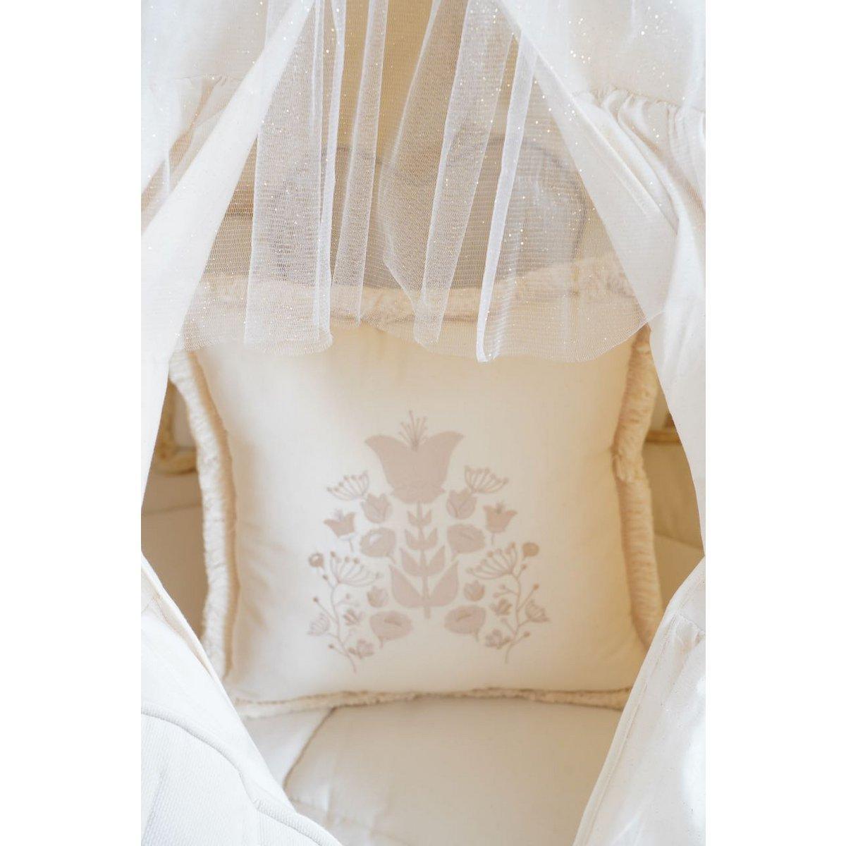 Tipi-tent "Boho" met ruches en borduursels-Moi Mili-Ik Hout ervan.