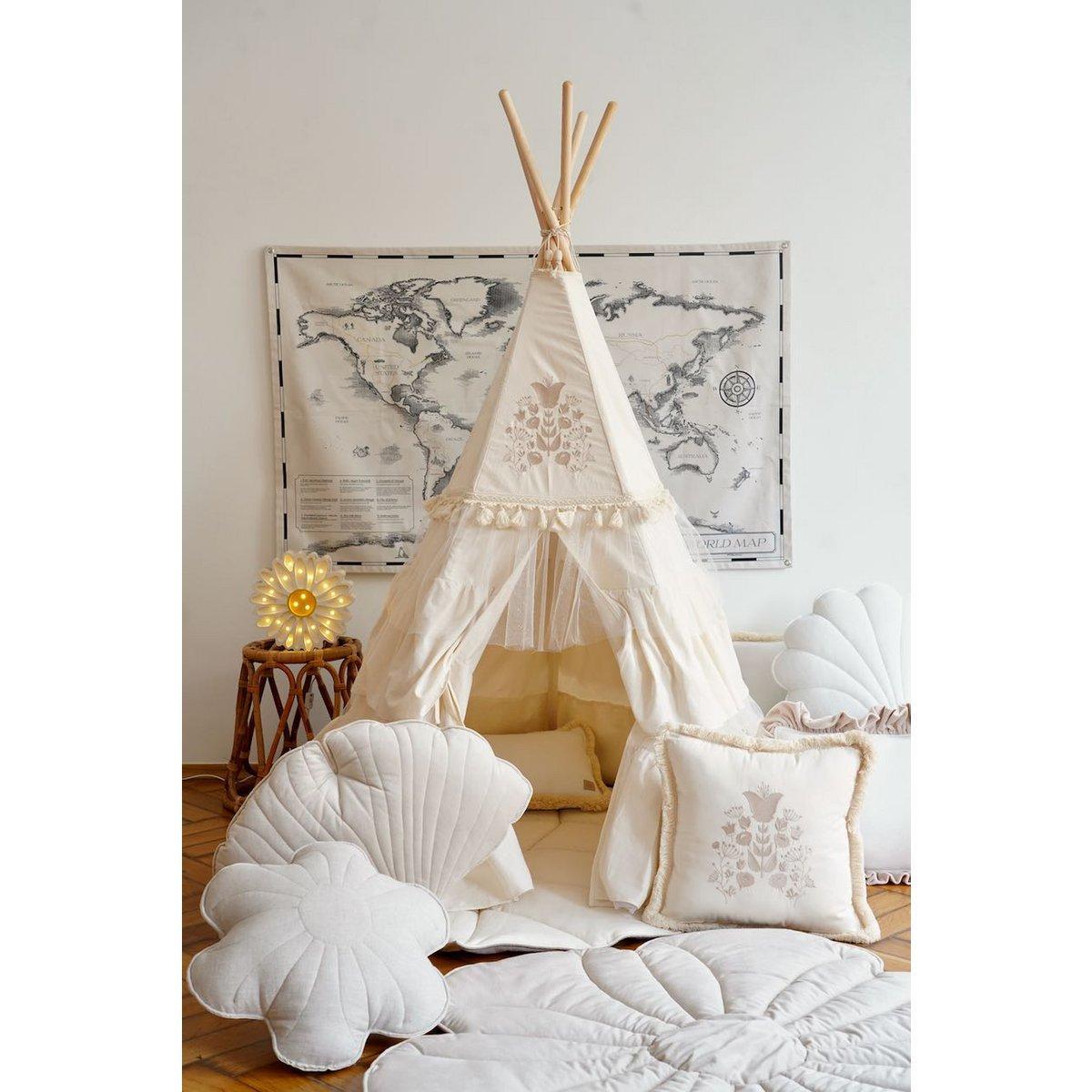 Tipi-tent "Boho" met ruches en borduursels-Moi Mili-Ik Hout ervan.