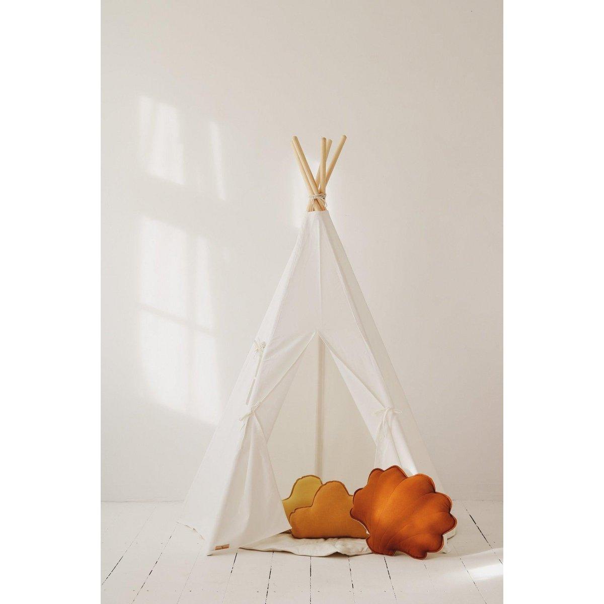 Tipi-tent "Sneeuwwitje"-Moi Mili-Ik Hout ervan.