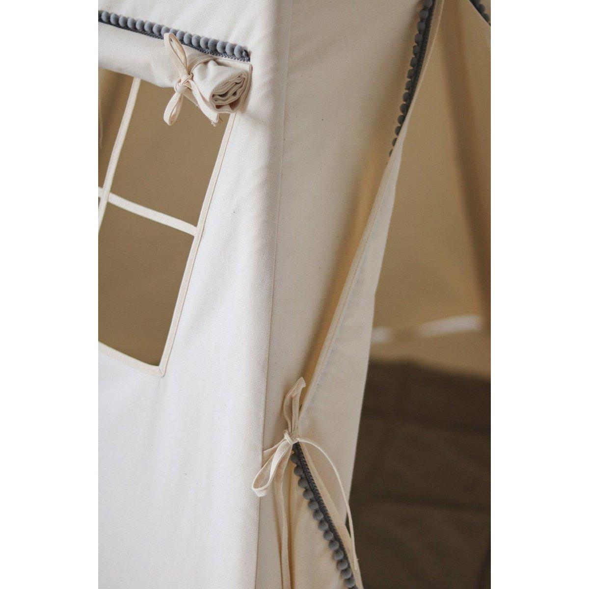 Tipitent “Grijze Pompoms” met Pompoms-Moi Mili-Ik Hout ervan.