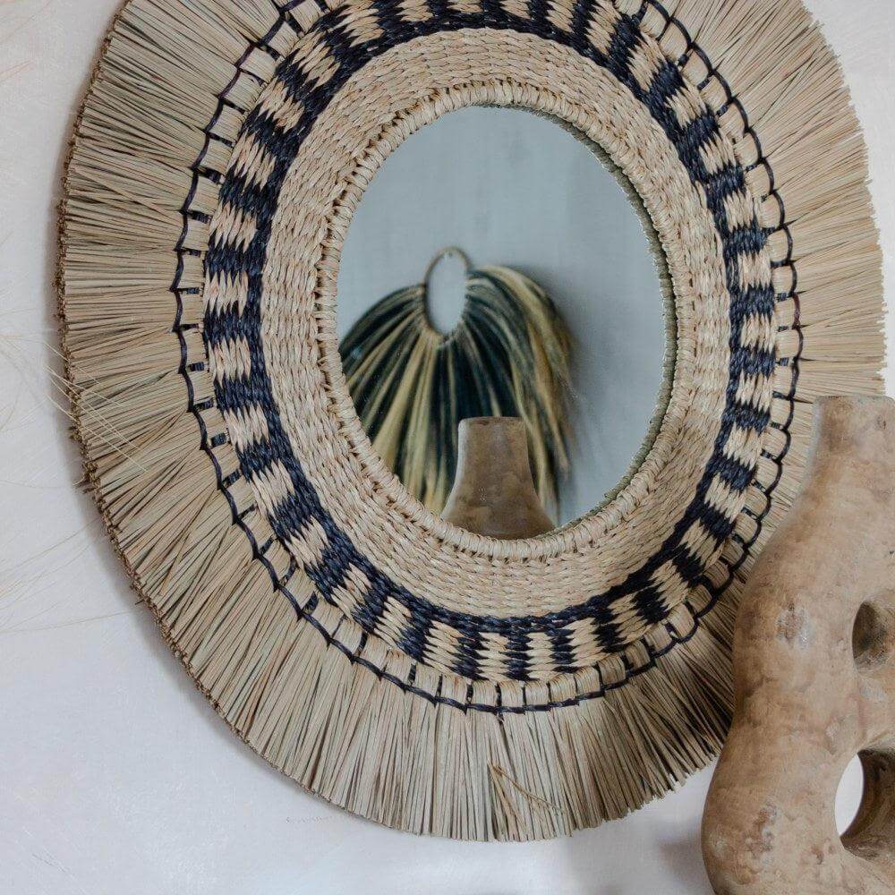 Wandhanger zeegras Utami