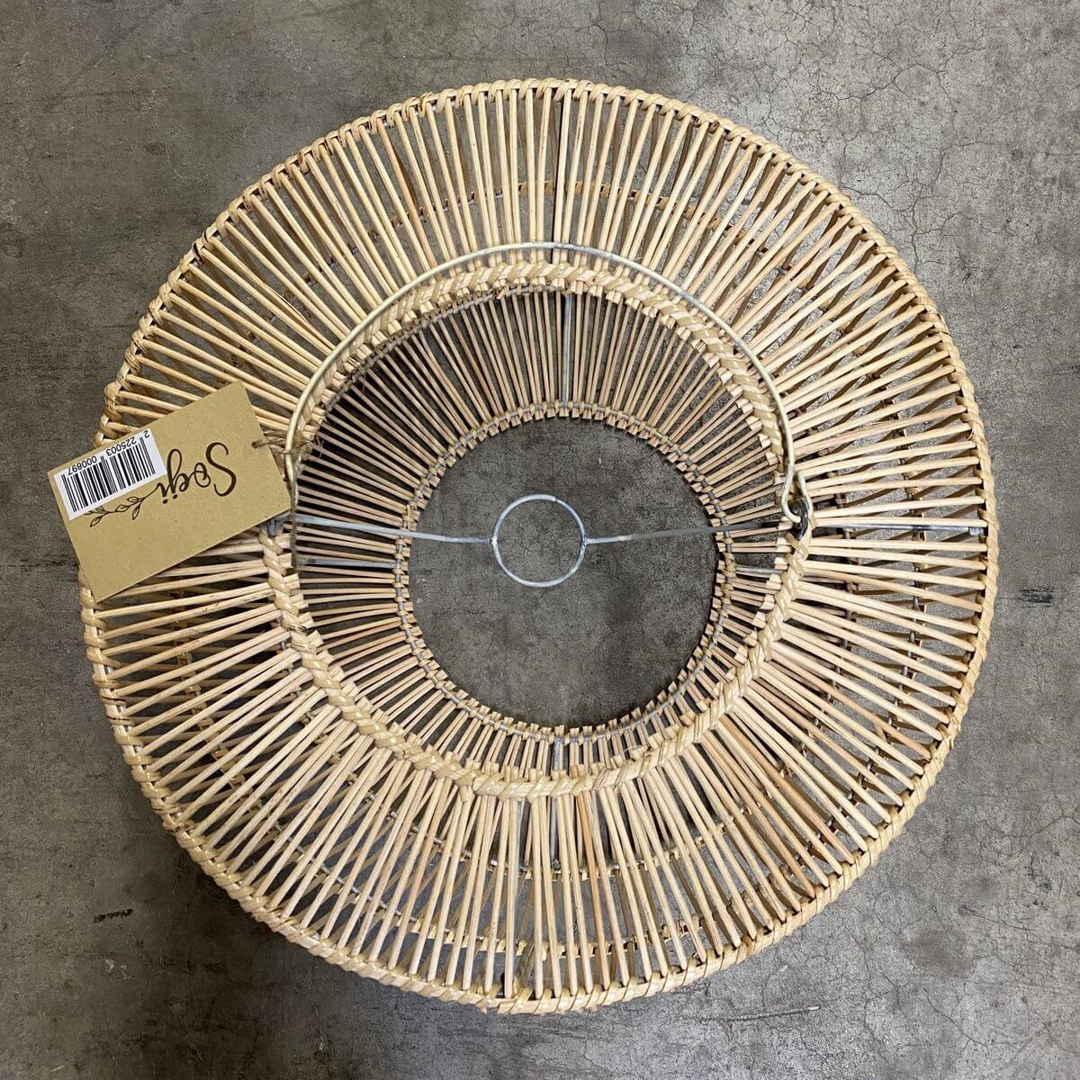 Rotan hanglampenkap LIKU, handgemaakt en duurzaam, geschikt voor boho interieur; verkrijgbaar in 40 of 50 cm diameter.